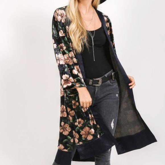 VELVET FLORAL KIMONO - Picture 2 of 3